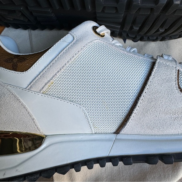 Louis Vuitton Run Away Sneakers - Picture 6 of 13